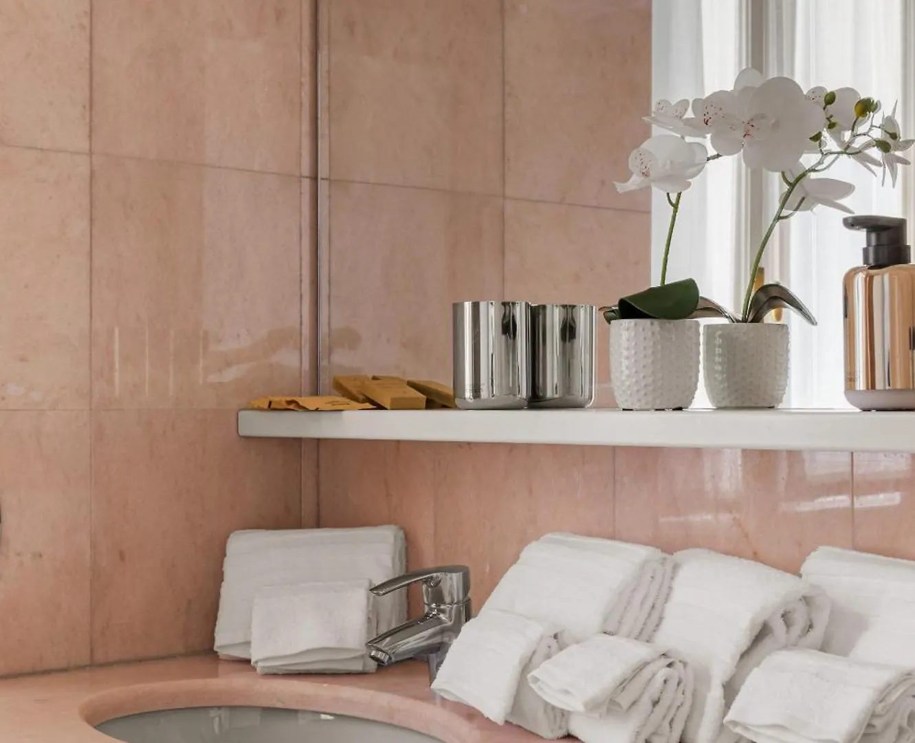 Ruby Como Villa With Lake View By Petra Luxury Laglio Italy